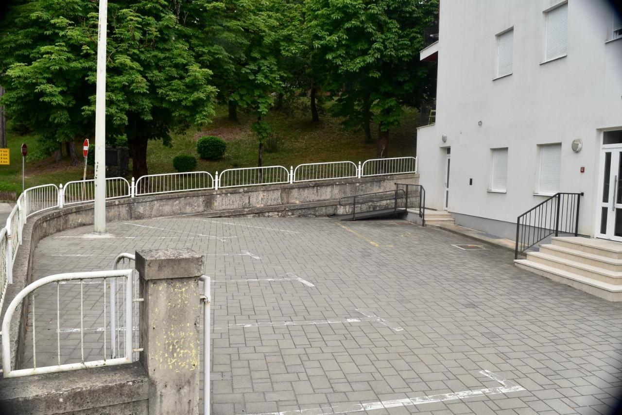 Studio Apartment Stazion With Free Parking Pazin Ngoại thất bức ảnh